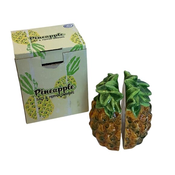 Pineapple Ceramic Salt & Pepper Shakers By Great American Opportunities 4.25" - Picture 1 of 10